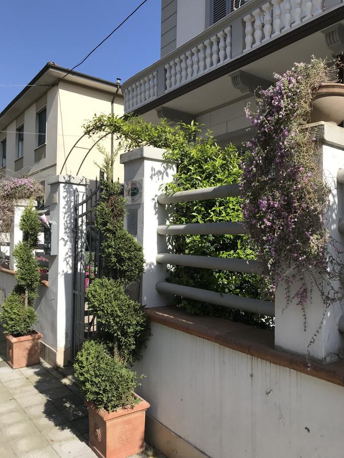 Hotel Lisa Viareggio Exterior foto